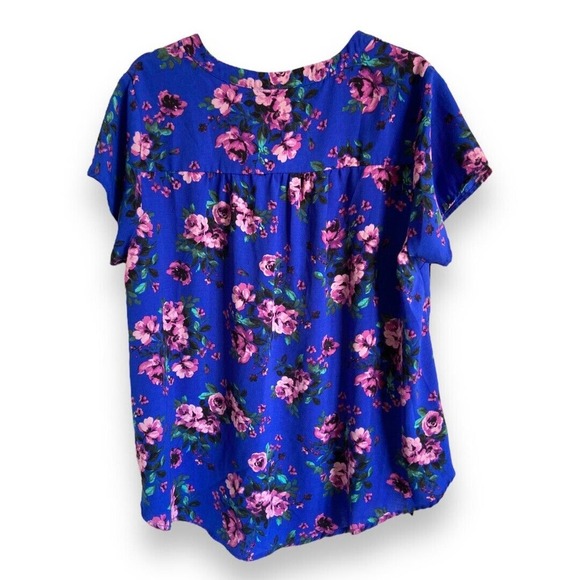 SOLD - Torrid Blouse Sz 0 L 12 Blue Floral Split Front Pullover Top Shirt Roses - Picture 6 of 8